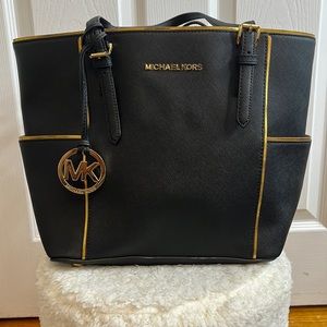 Michael Kors tote